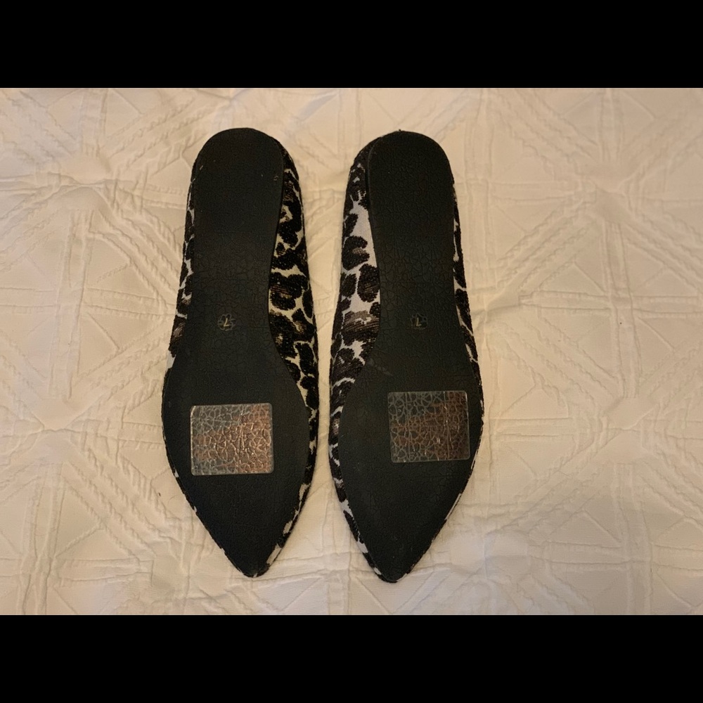 Leopard flats - Picture 3 of 4